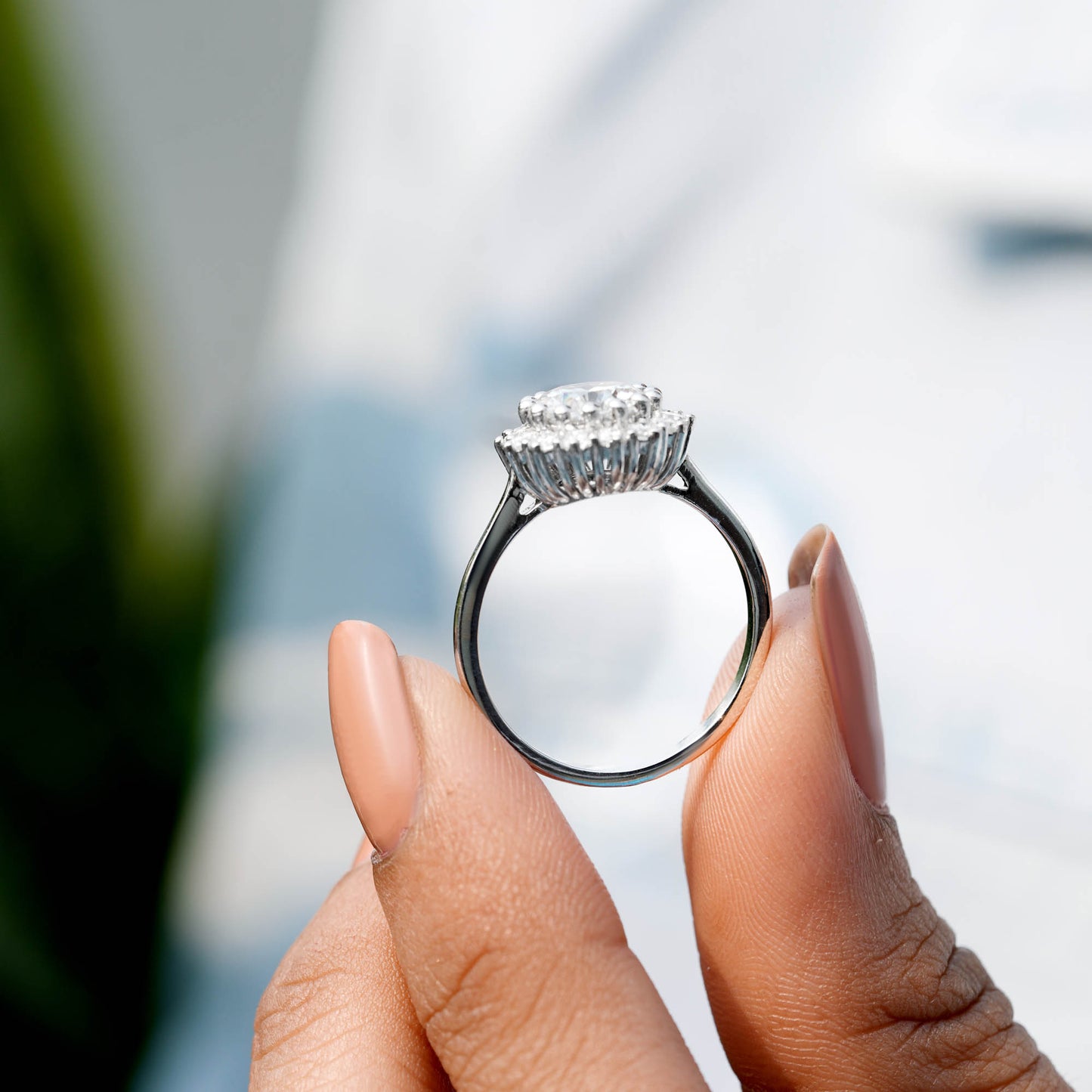 Round Cut Colorless Engagement Ring