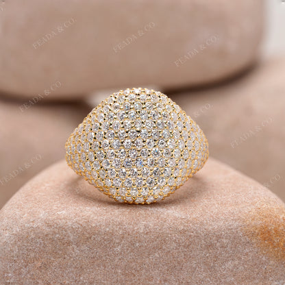 Round Cut Colorless Engagement Ring