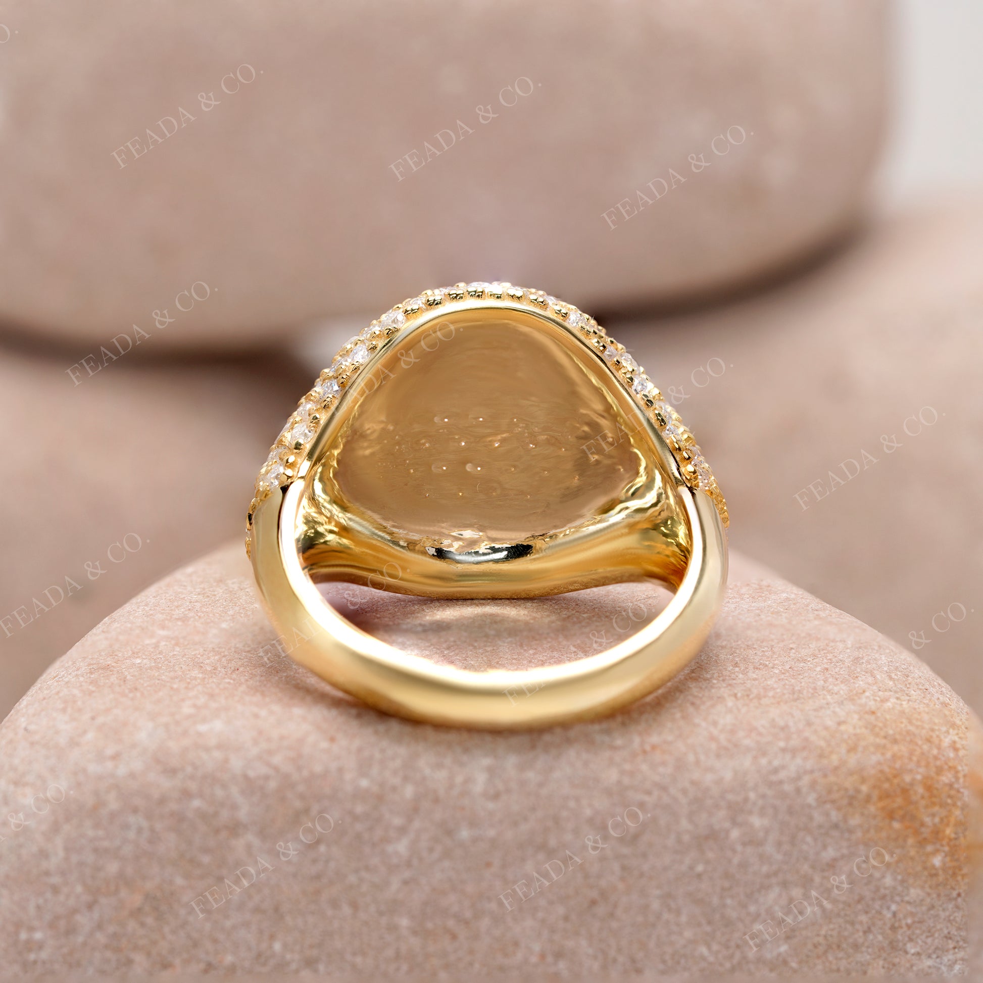 Round Cut Colorless Engagement Ring