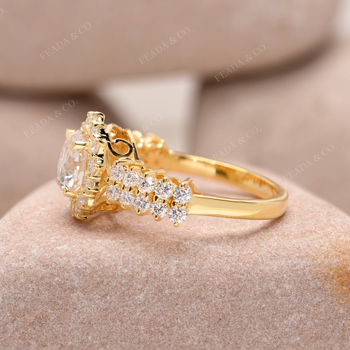 Round Cut Colorless Engagement Ring