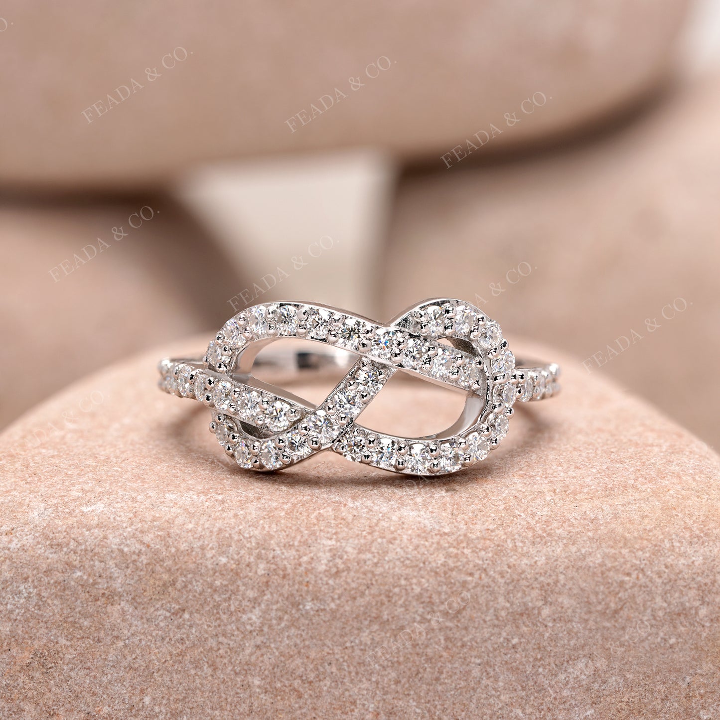 Round Cut Colorless Engagement Ring