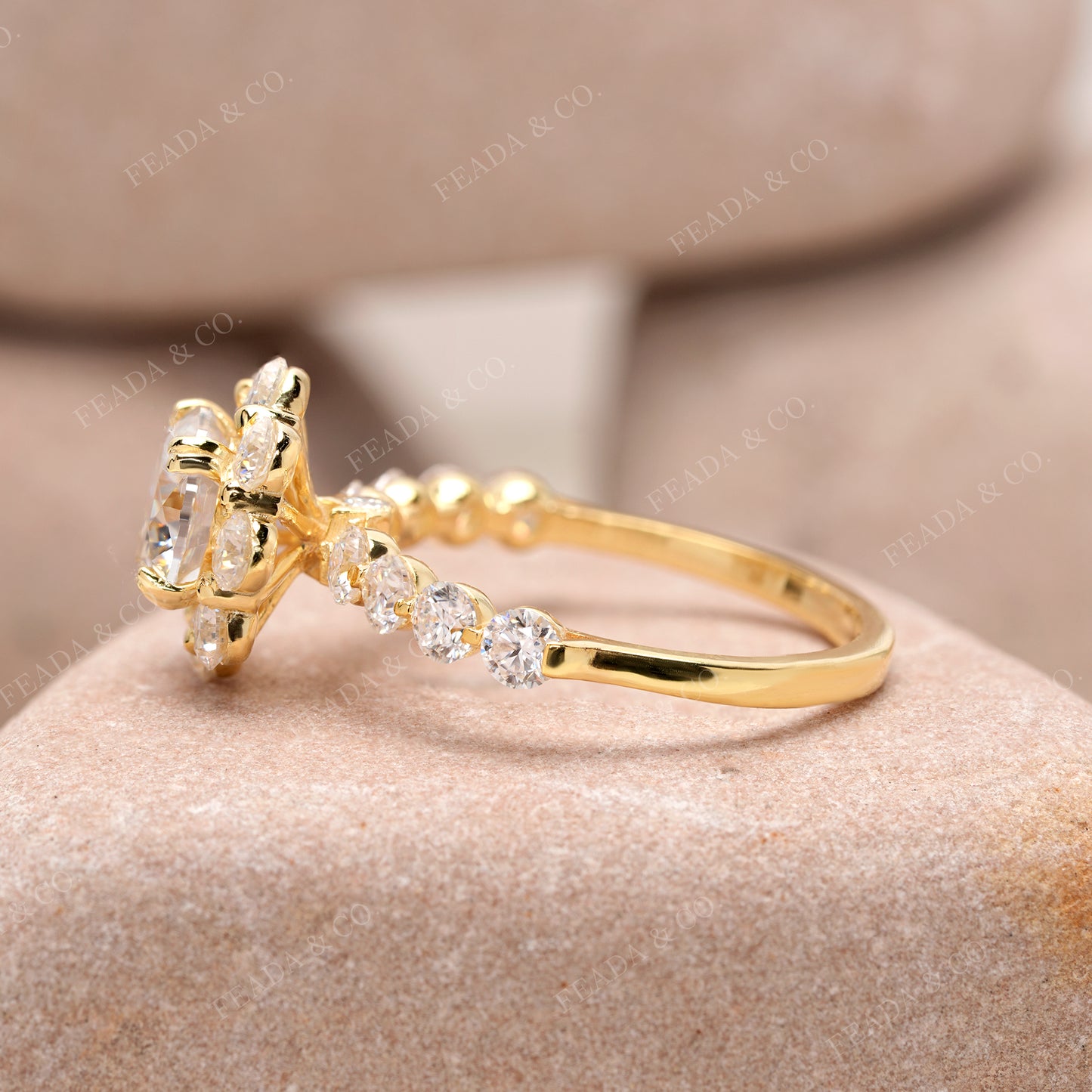 Round Cut Colorless Engagement Ring