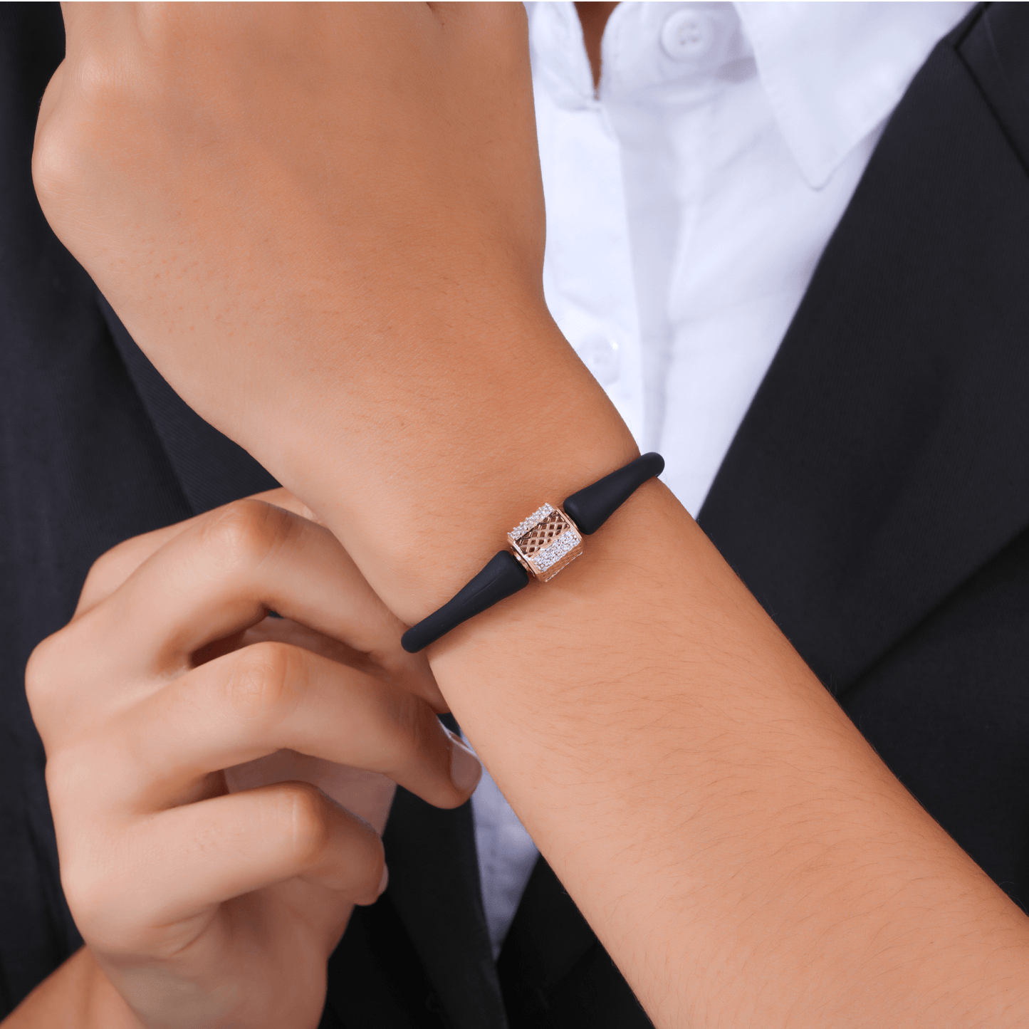 Classic Charm Rakhi Bracelet