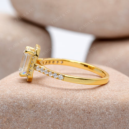Round, Emerald Cut Colorless Engagement Ring