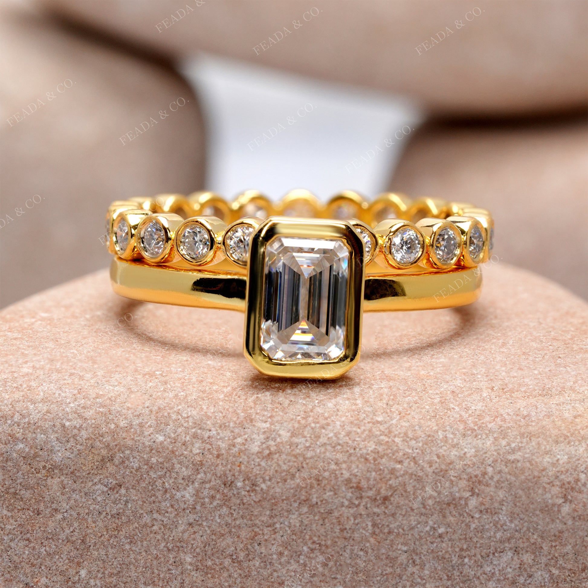 Emerald, Round Cut Colorless Engagement Ring
