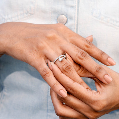 Heart, Round Cut Colorless Engagement Ring