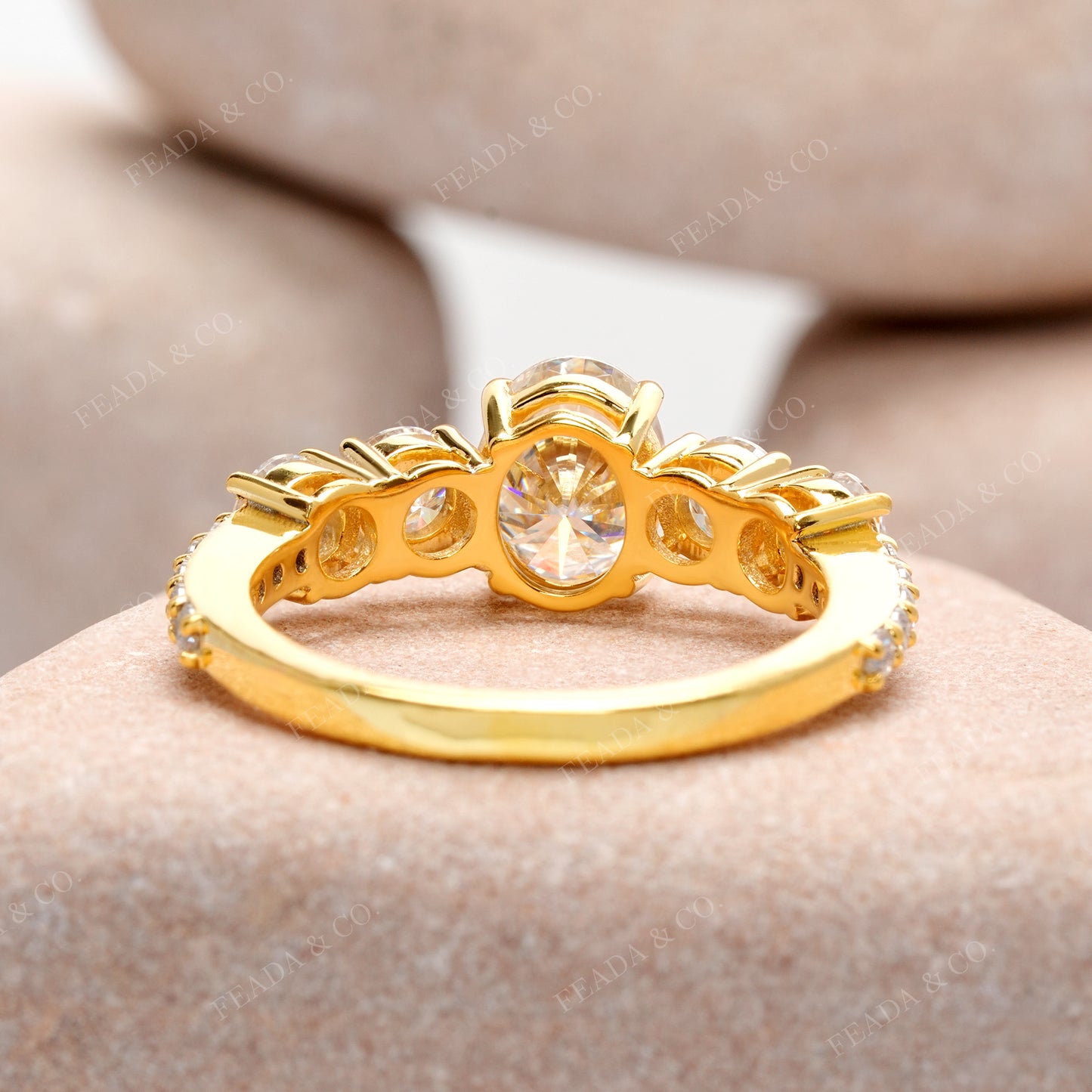Round, Oval Cut Colorless Engagement Ring