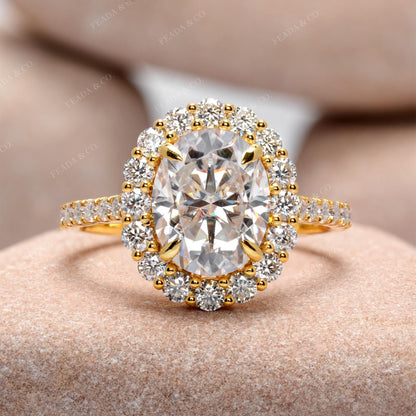 Round, Oval Cut Colorless Engagement Ring