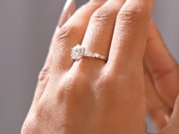 Round Cut Colorless Engagement Ring