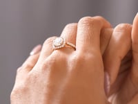 Round Cut Colorless Engagement Ring