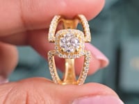Round Cut Colorless Engagement Ring