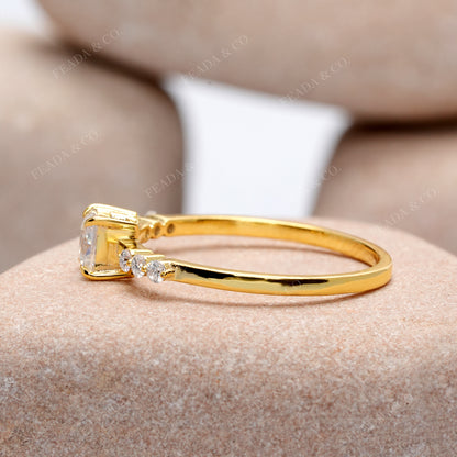 Princess, Round Cut Colorless Engagement Ring