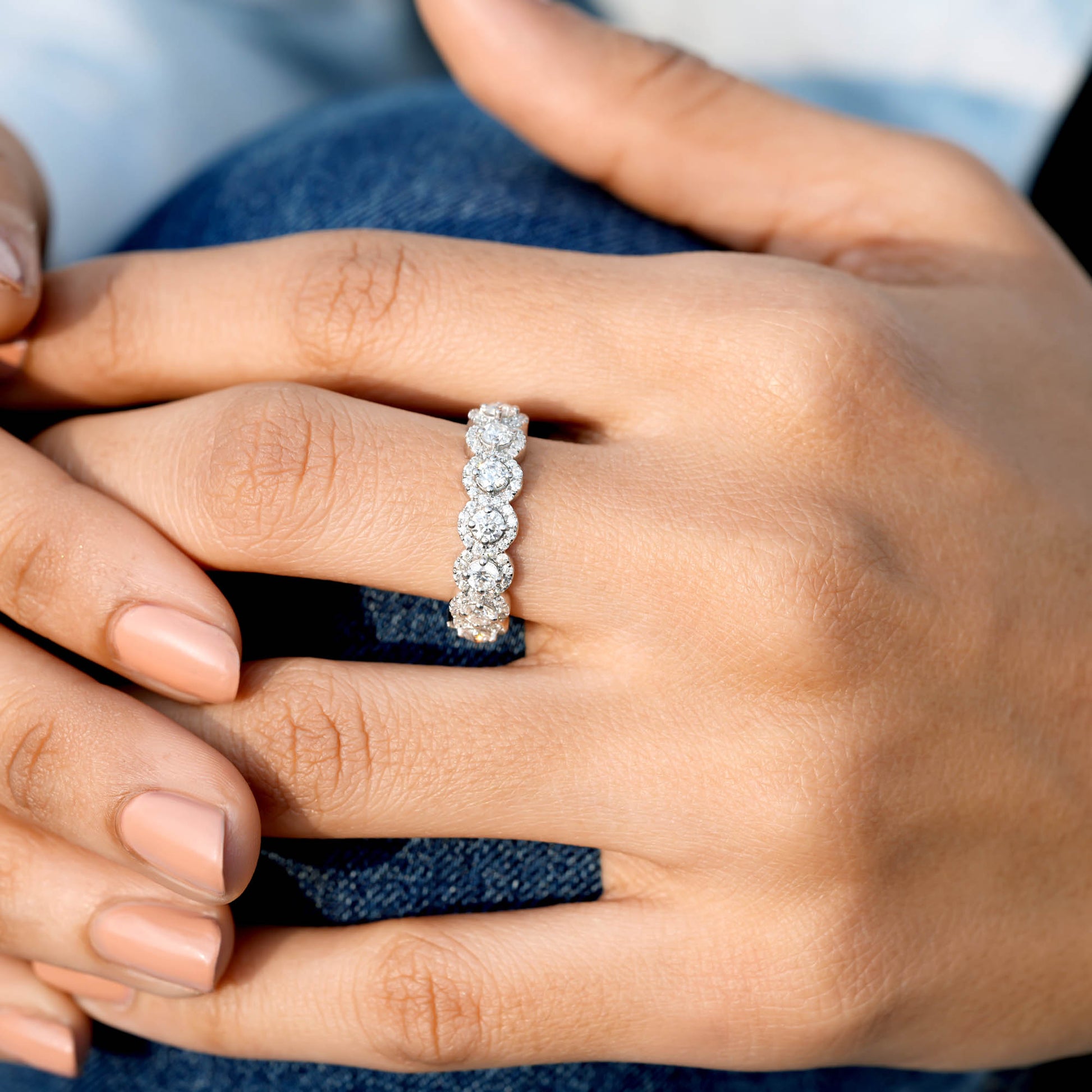Round Cut Colorless Engagement Ring
