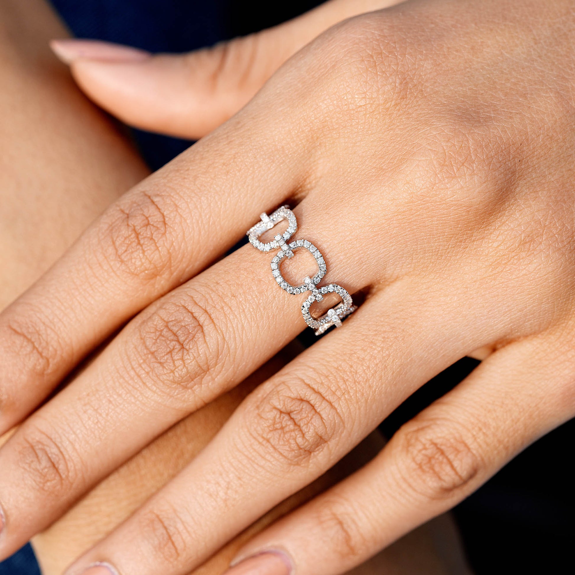 Round Cut Colorless Engagement Ring