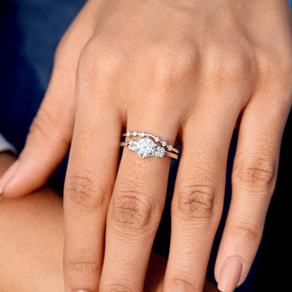 Round Cut Colorless Engagement Ring