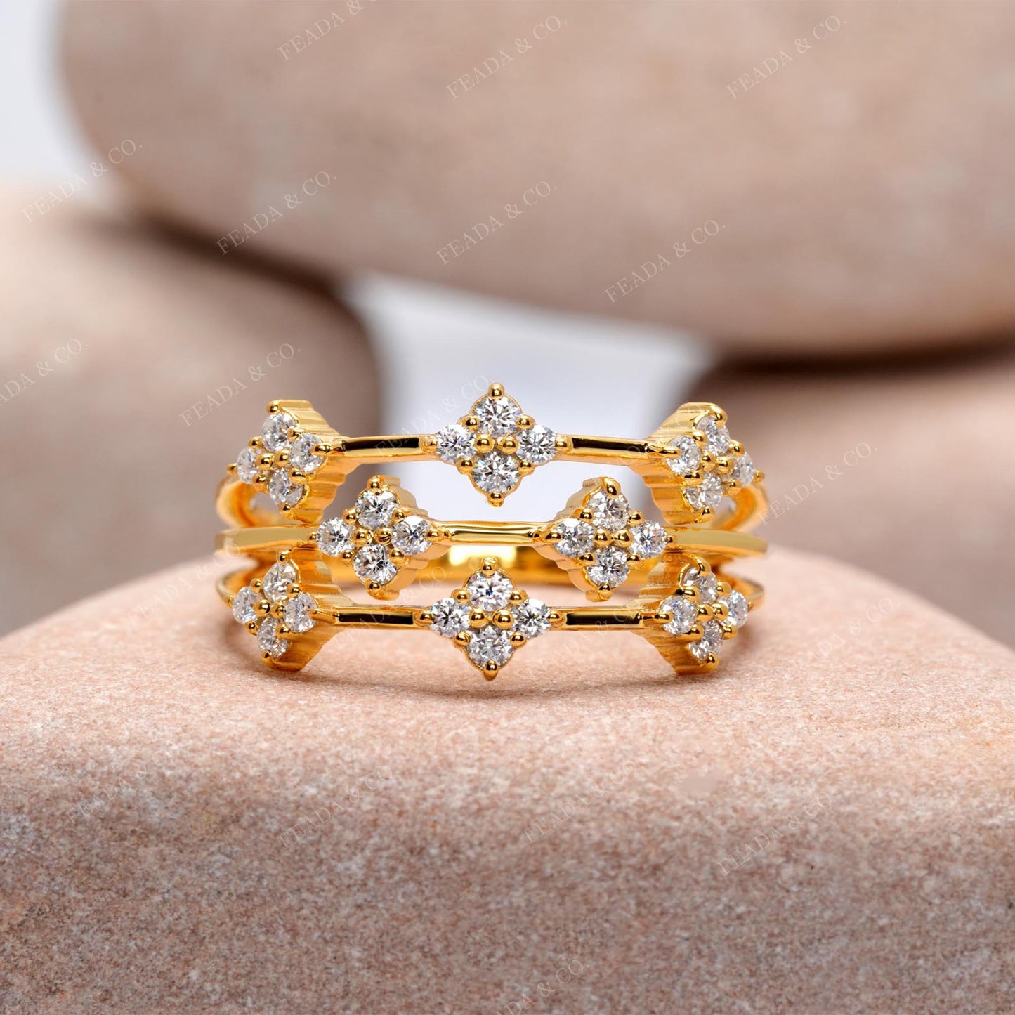Round Cut Colorless Engagement Ring