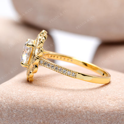Round Cut Colorless Engagement Ring