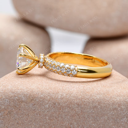 Round Cut Colorless Engagement Ring