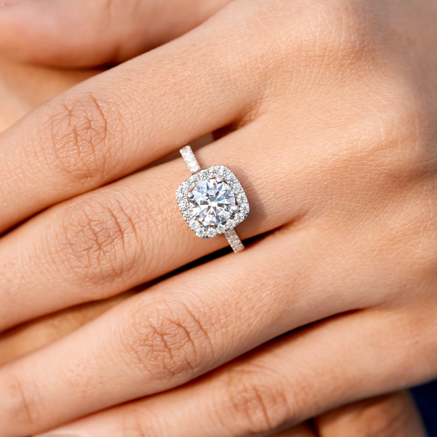 Round Cut Colorless Engagement Ring