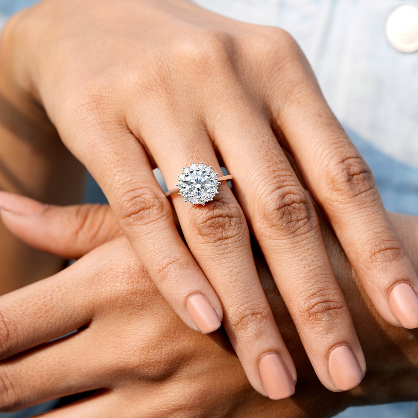 Round Cut Colorless Engagement Ring