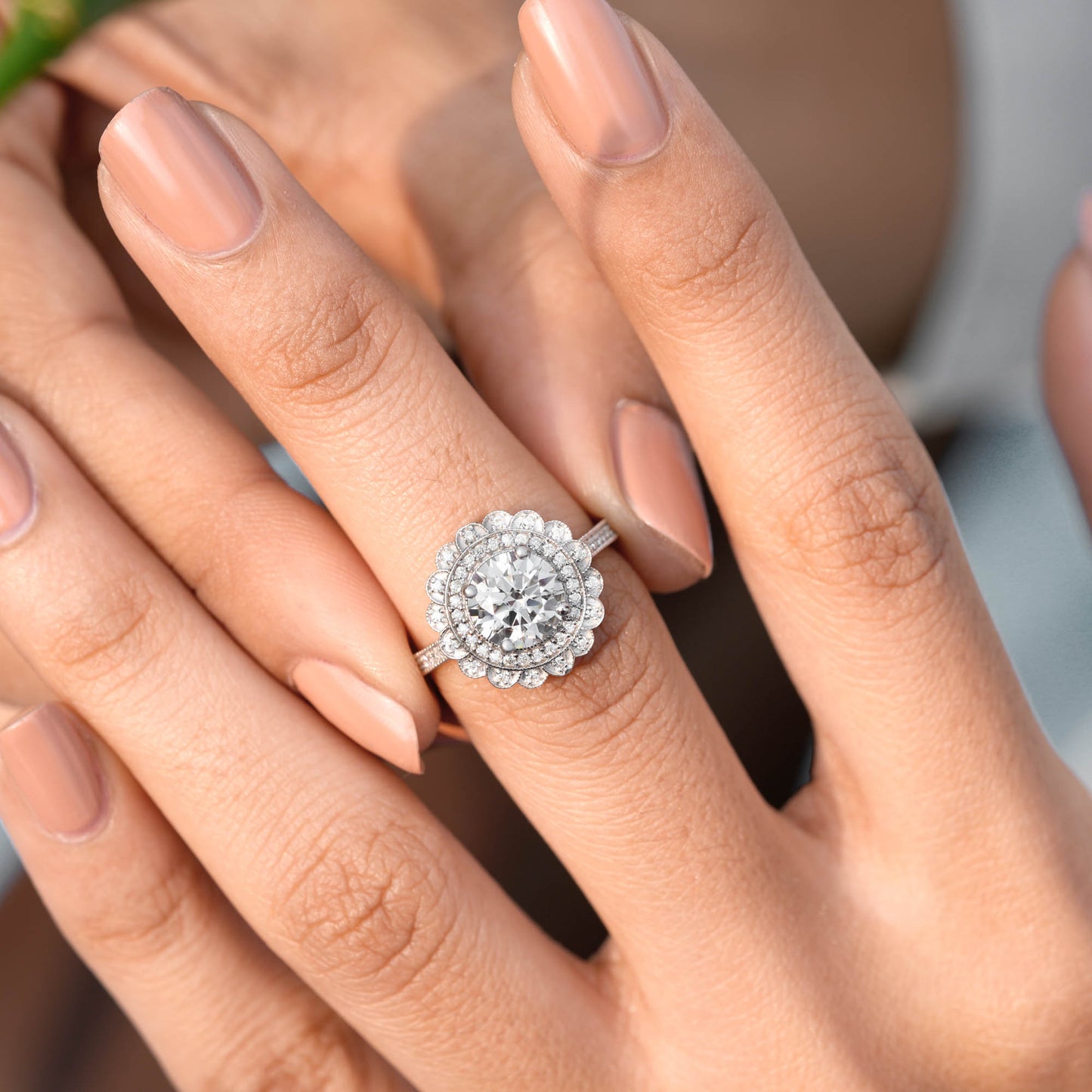 Round Cut Colorless Engagement Ring