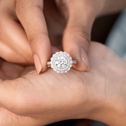 Round Cut Colorless Engagement Ring