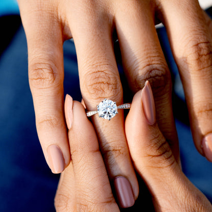 Round Cut Colorless Engagement Ring