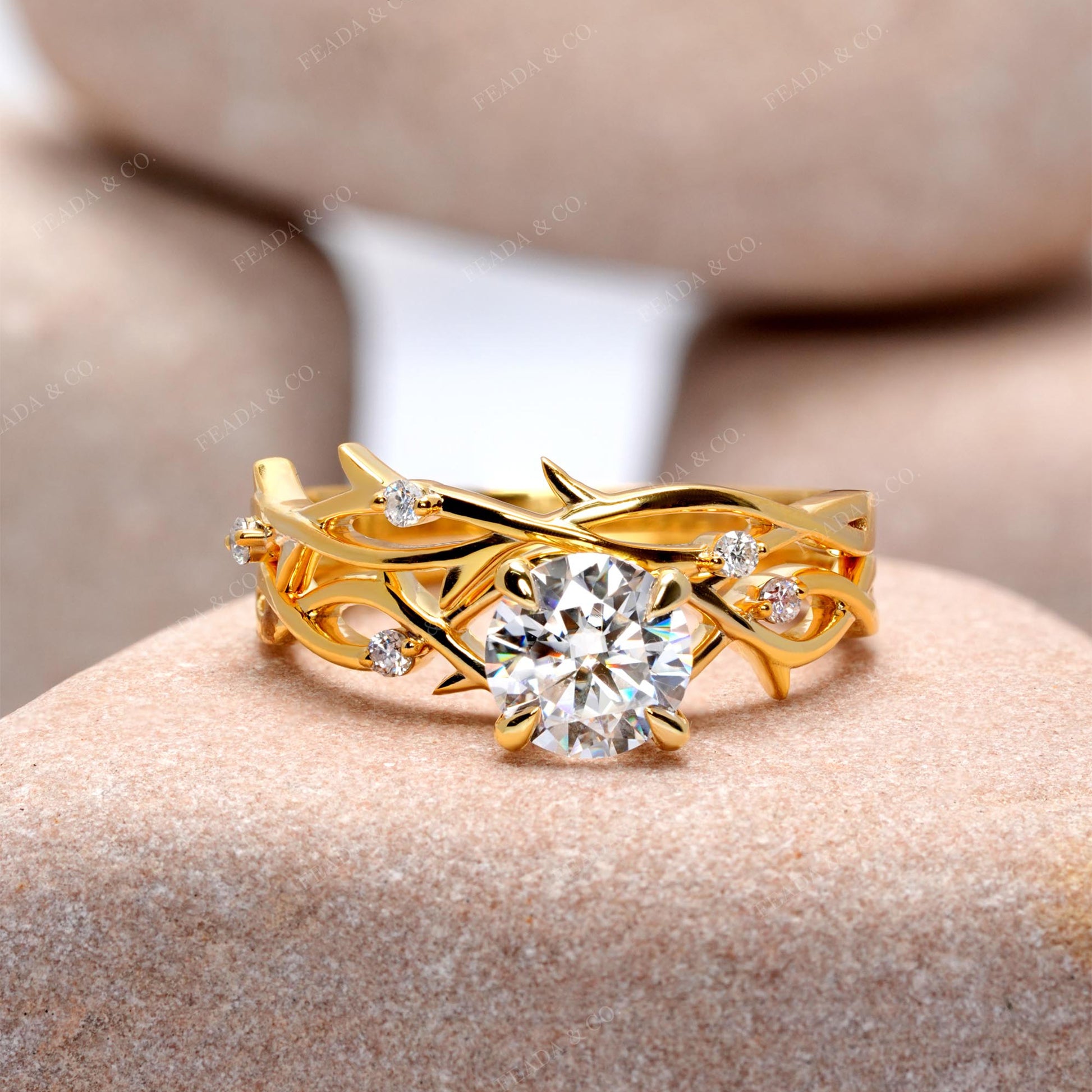 Round Cut Colorless Engagement Ring