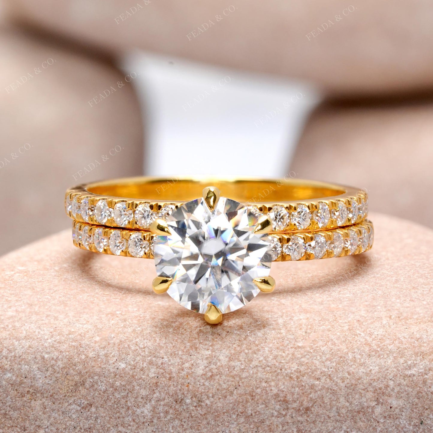 Round Cut Colorless Engagement Ring