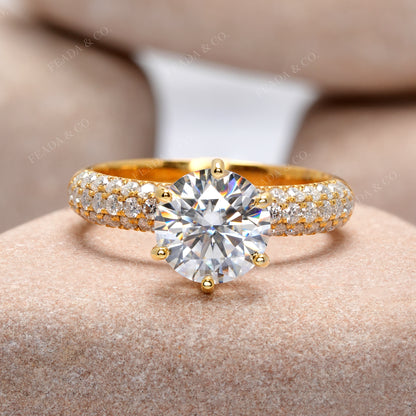 Round Cut Colorless Engagement Ring