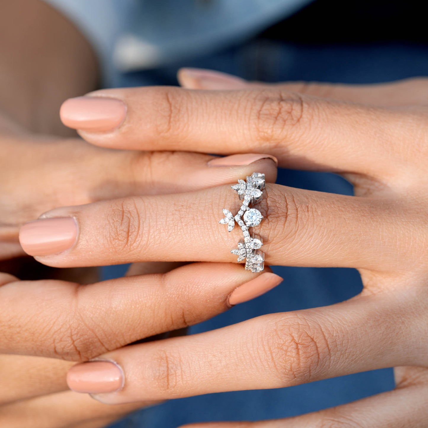 Round Cut Colorless Engagement Ring
